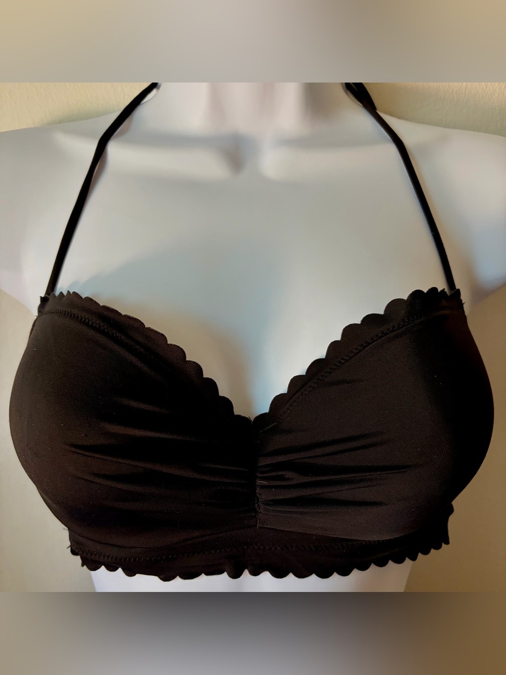 Victoria's Secret Black Scallop-Edge Halter Bikini Top - Picture 6 of 8